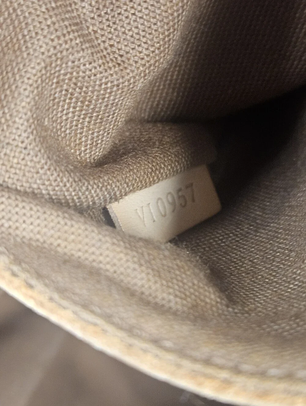 Authentic Louis Vuitton • Alma PM • Monogram Canvas • Vintage • Handbag